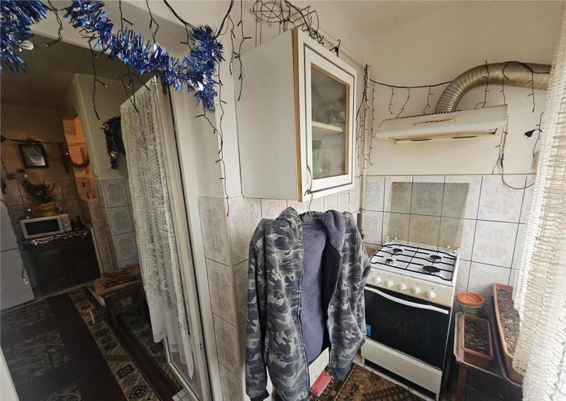 Resita, 2 Cam. Cf. 1, Mobilat Utilat, Bulevard, Micro 2 - 6