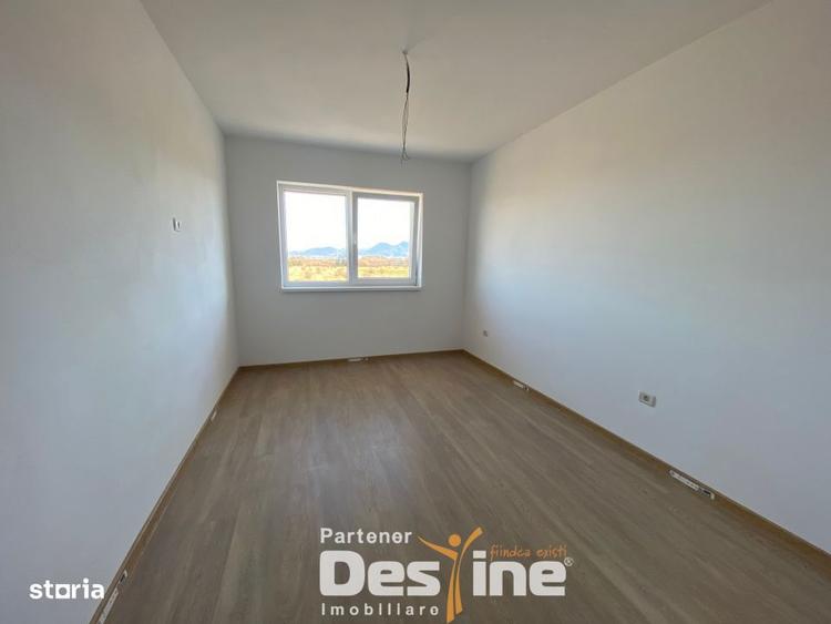 Studio 50 mp, etaj intermediar, cu balcon si loc de parcare, situat in - 5