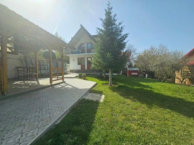 VILĂ ELEGANTĂ CU PRIVELIȘTE DEOSEBITĂ – VALENII DE MUNTE - 15