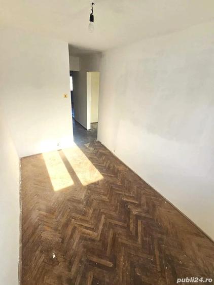 Apartament 3 camere decomandat | Micro 17 | Strada Vasile Lupu - 3