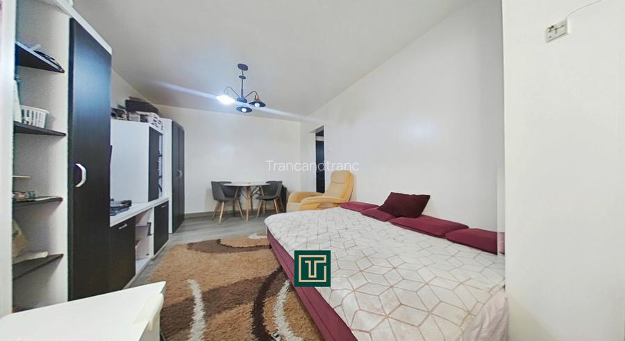 Apartament modern cu 3 camere complet renovat în Aurel Vlaicu – confort și stil,