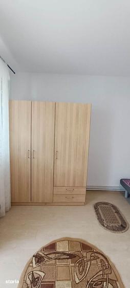 Garsonieră decomandată în Răcădău