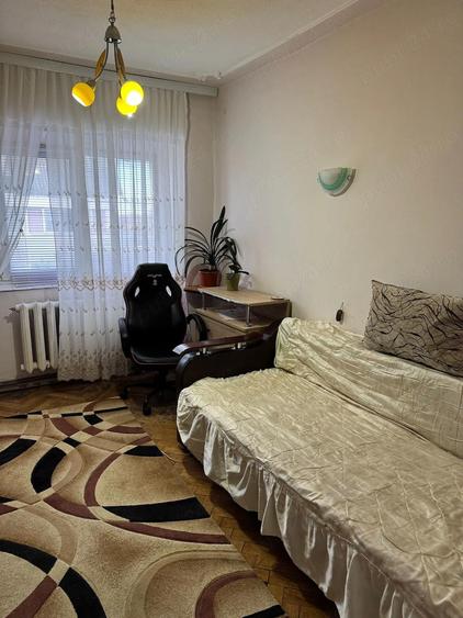 Camera de inchiriat zona Tatara?i - 1