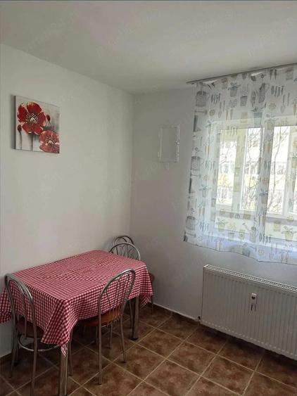 Inchiriere apartament 2 camere,zona Sebastian,trei statii de Unirea,decomandat,utilat,anvelopat 2 li - 2