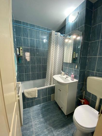 Apartament de vanzare - 4