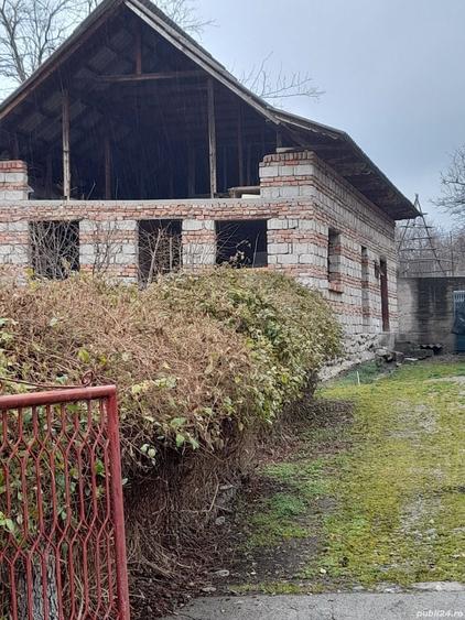 Vand constructie in zona montana ,Corbi ,jud Ag.Facilitati,apa curent ,gaze naturale ,asfalt la poar - 2