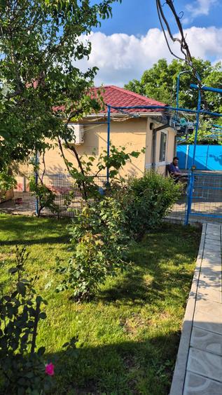 Casă cu 3 camere cu Teren 969 Mp în Albina