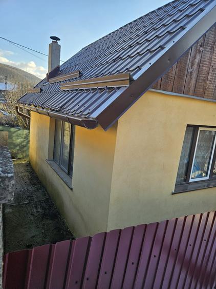 Casa de vanzare in Nadasu, judetul Cluj doua case, curte - 7