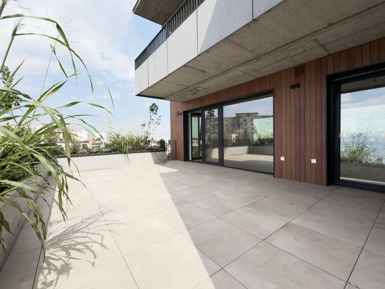 QUARTIER AZUGA - 3 CAMERE, TERASE SUPERBE CU VEDERI LIBERE, ANSAMBLU PREMIUM! - 1