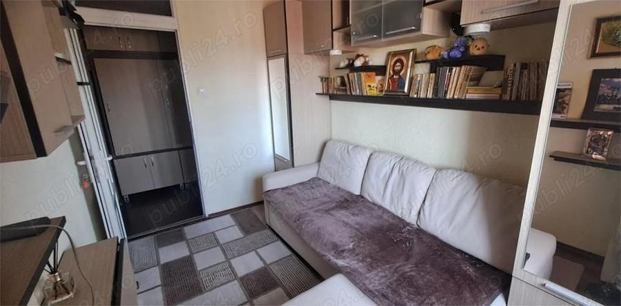 Apartament 3 camere 2 balcoane mobilat ?i utilat gata de locuit pe str. G. Co?buc. Garaj inclus. - 10