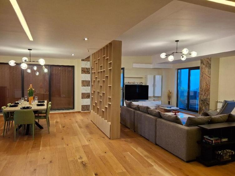 PENTHOUSE  LUX - stațiunea  Mamaia - vedere panoramica lac si Marea Neagra - 7