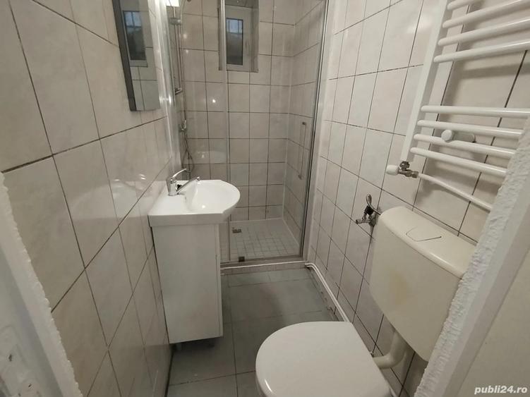 1 Camera 220 euro - 4