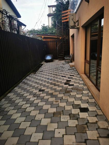 Spatiu 2 camere modern ideal cabinet / birou - 7