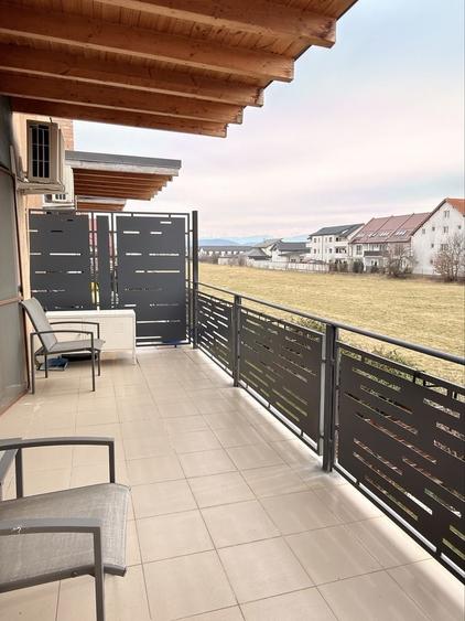 Apartament cu 3 camere decomandat în Șelimbăr