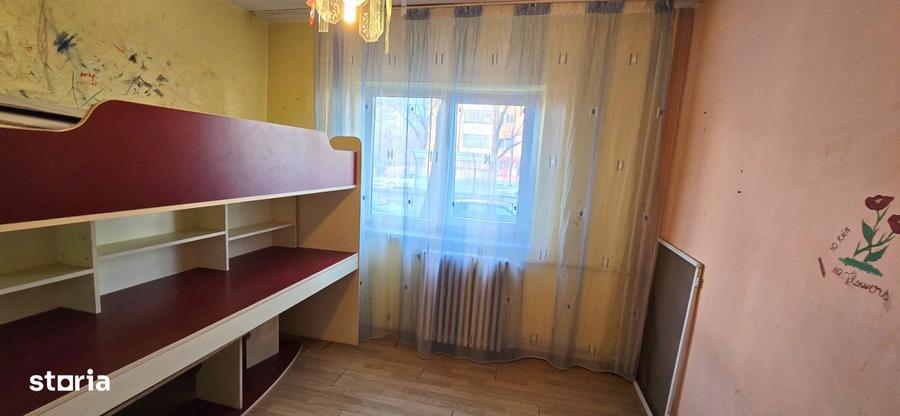 Apartament 3 camere DECOMANDAT, geam baie, bloc 1981, Dacia - 2