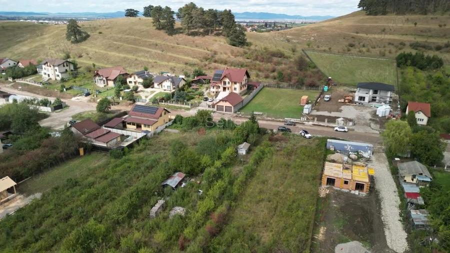 Teren intravilan - 9