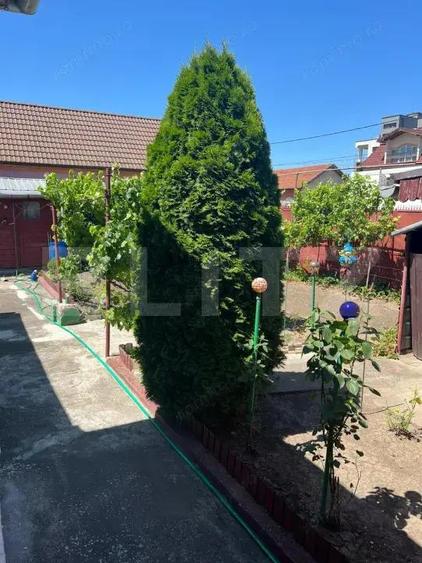 Casa de vanzare, cu 3 camere, 85 mp, zona semicentrala - 2