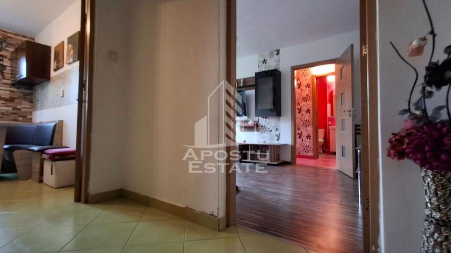 Apartament semidecomandat 3 camere, Miorita - 2