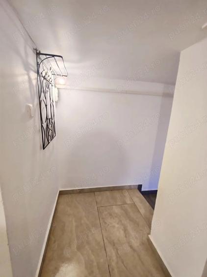 PF, vand acest apartament generos in Piata Mihai Viteazu - 9