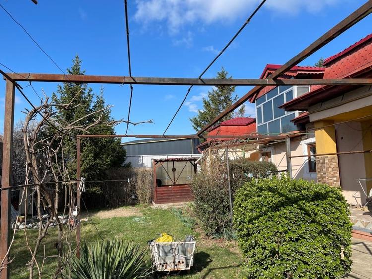 Casa P+M cu toate utilitatile si teren de 468mp in Bariera Valcii - 2