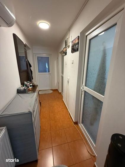 Apartament cu 2 camere decomandat în Bariera Vâlcii