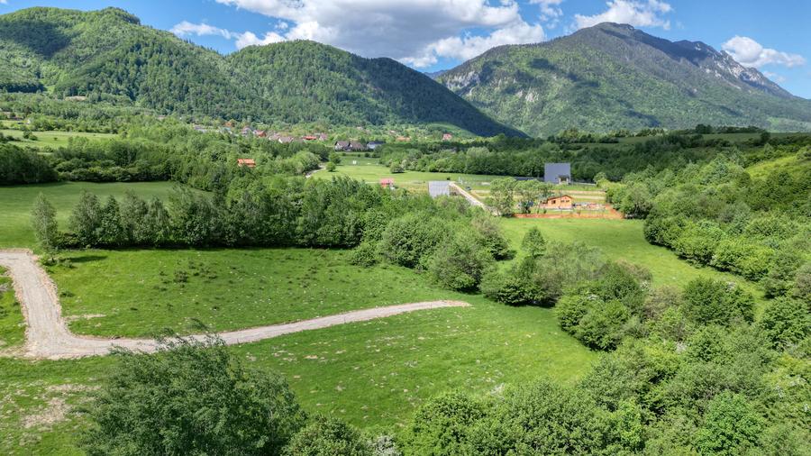 Teren Construcții intravilan de 500 mp, în Tohănița