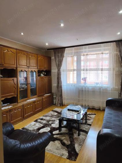 Apartament cu 3 camere decomandat în Ultracentral