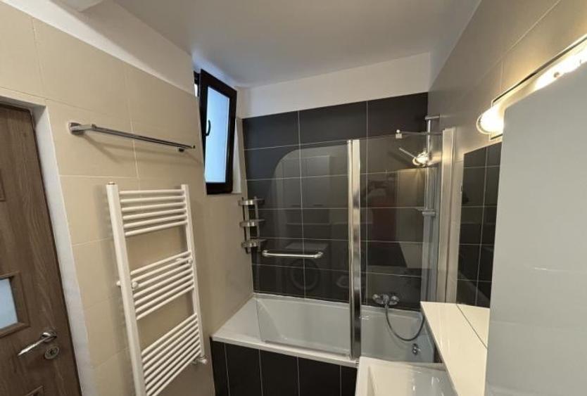 Apartament cu 2 camere semidecomandat, mobilat în Unirii