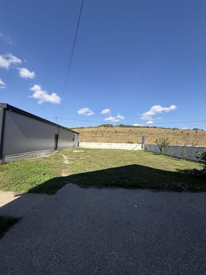 Casă cu 3 camere în Central