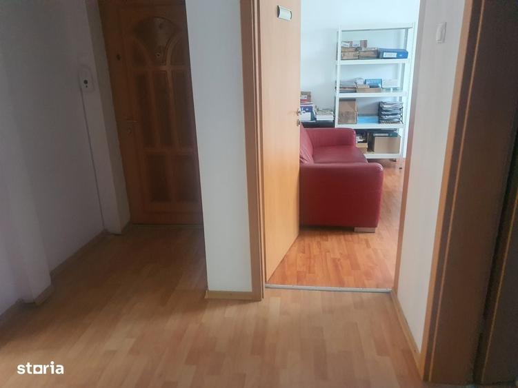 Apartament cu 4 camere în Central