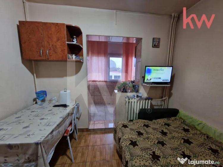 Apartament cu 2 camere decomandat, mobilat în Central