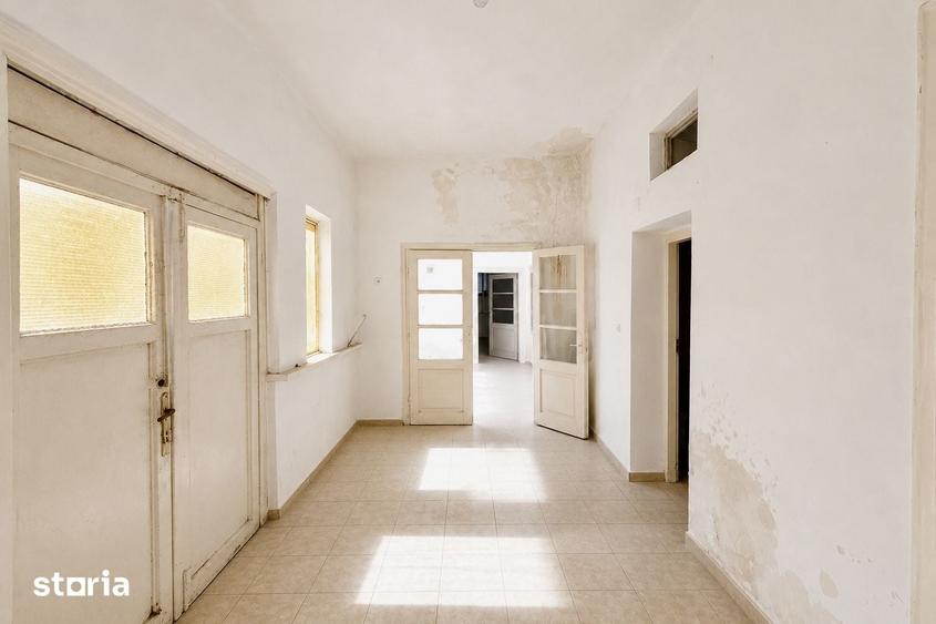 Casa din caramida, 6 camere, zona Parneava, str. Eftimie Murgu - 11