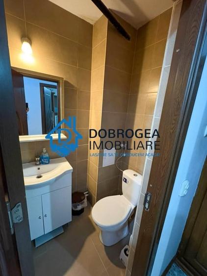Apartament cu 4 camere decomandat, mobilat în Peco