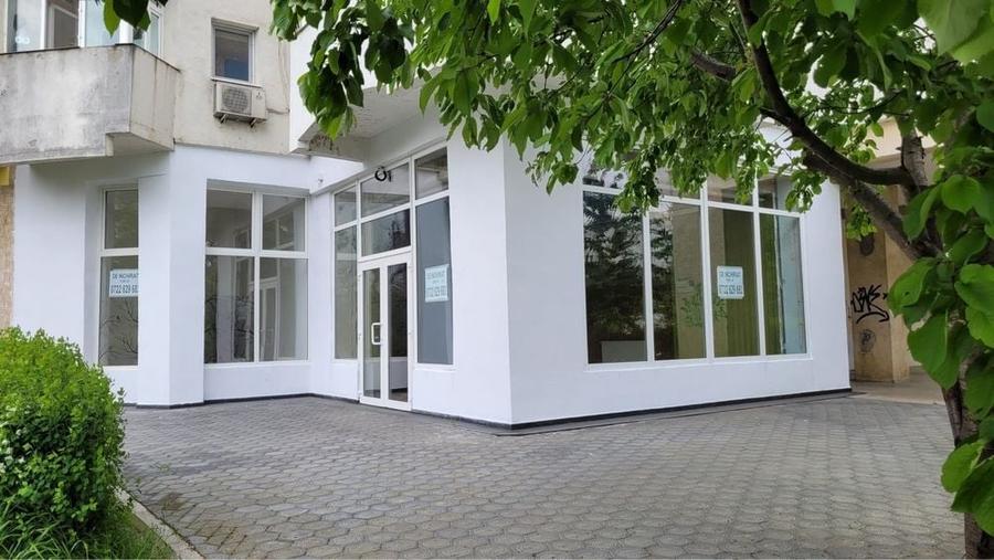 Spațiu comercial, de 120 mp, în Cug