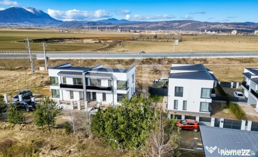 Casă cu 4 camere cu Teren 250 Mp în Central