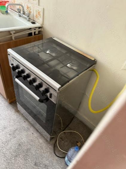 Apartament cu 2 camere decomandat în Centrul Vechi