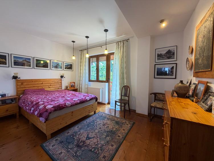 Casă individuală cu 5 camere cu Canalizare în Corbeanca