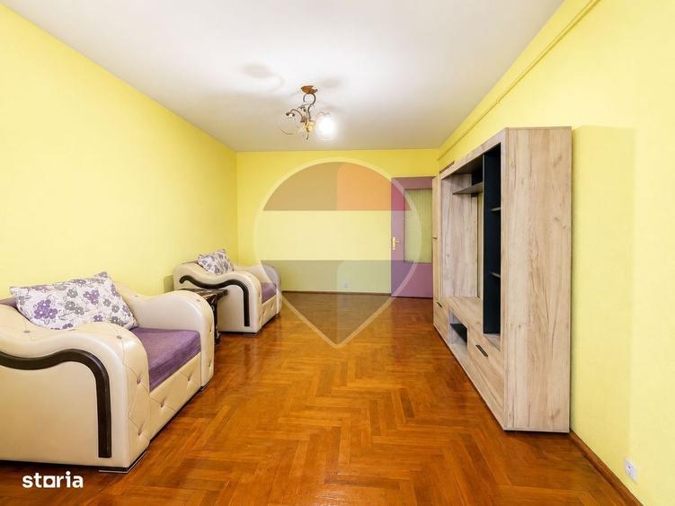 Apartament cu 3 camere în George Bacovia