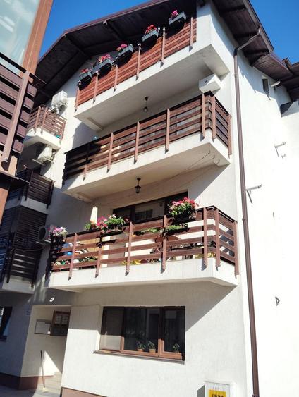 Apartament cu 3 camere Bucium-Han Trei Sarmale Cod 159977 - 3
