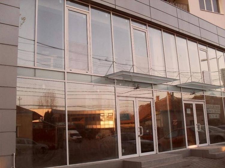 Apartament/birou 200 mp in zona centrala cu parcari incluse/pret 2200 euro/luna - 1