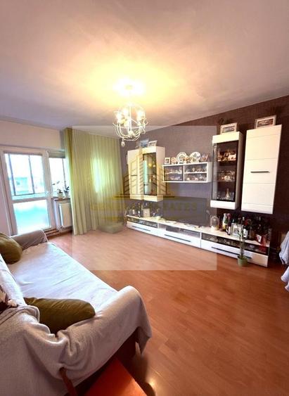 Apartament decomandat 2 camere | Etaj 3/8 |Brașov - 1