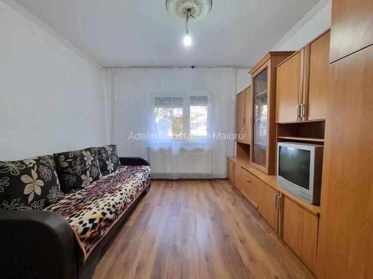 Garsonieră decomandată de vânzare - Bartolomeu, 32 mp util, decomandat Garsonieră decomandată de vânzare - Bartolomeu, 32 mp util, decomandat