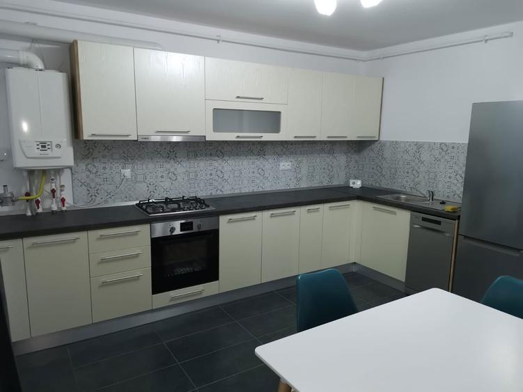 Inchiriez apartament 2 camere - 6