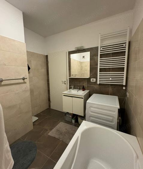 Apartament cu 3 camere in Complexul Studentesc - 2