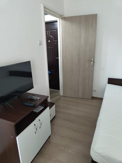 Drumul Taberei, Crinul de Padure 5 - 8