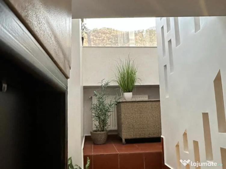 Casa in centrul istoric al Bra?ovului - 6