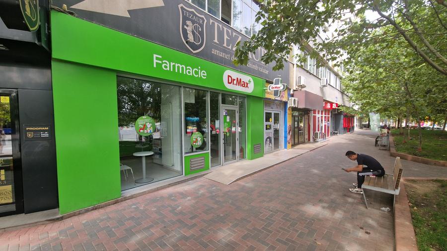 Vitan - Dristor - Auchan 110 mp - pret 4000 euro  euro - 7