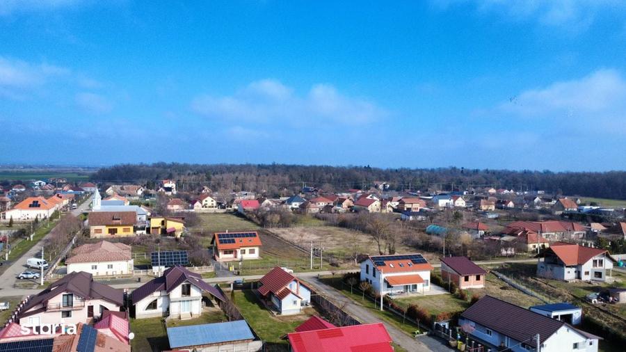 Bazosu Nou - Teren 1200mp - Utilitati - 1