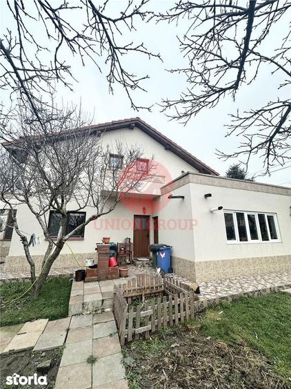 Casa Spatioasa cu Teren de 1000 mp | Poiana - 12