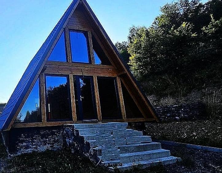 Comision 0%, Cabana  tip A frame Muntii Apuseni - Valea Ierii, CF, intravilan - 1